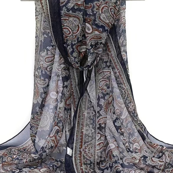 Navy paisley print scarf - Picture 1 of 8